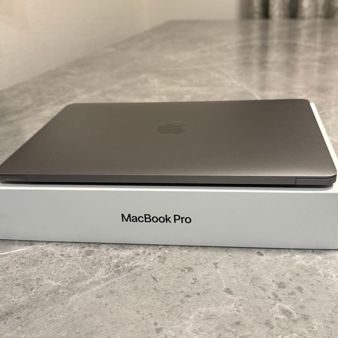 Apple 13インチ MacBookPro 本体 箱付き