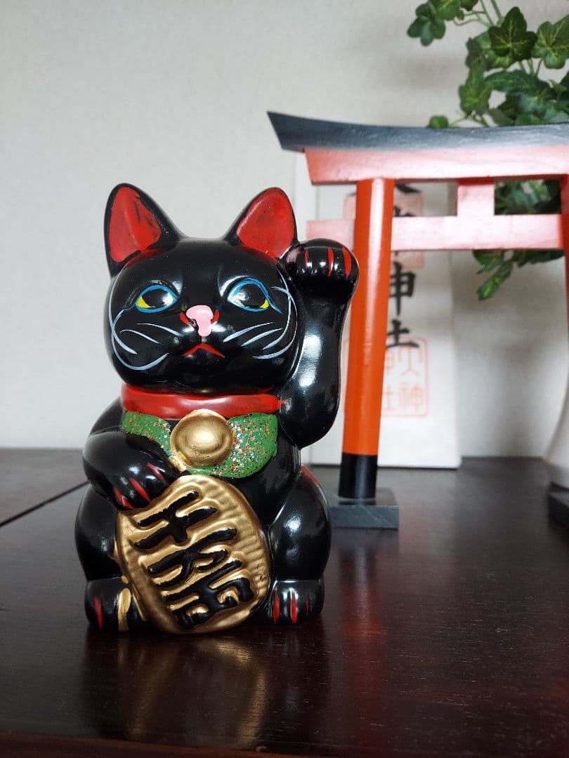 幸福好運を招く、招き猫　開運、風水、スピリチュアル、魔除け、厄除け