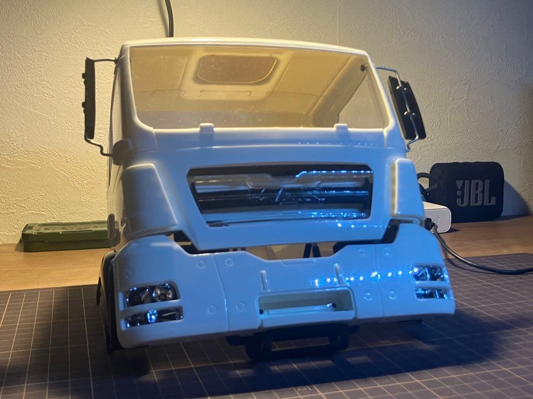 タミヤ1/14 MAN TGS キャビン 新品組み立て