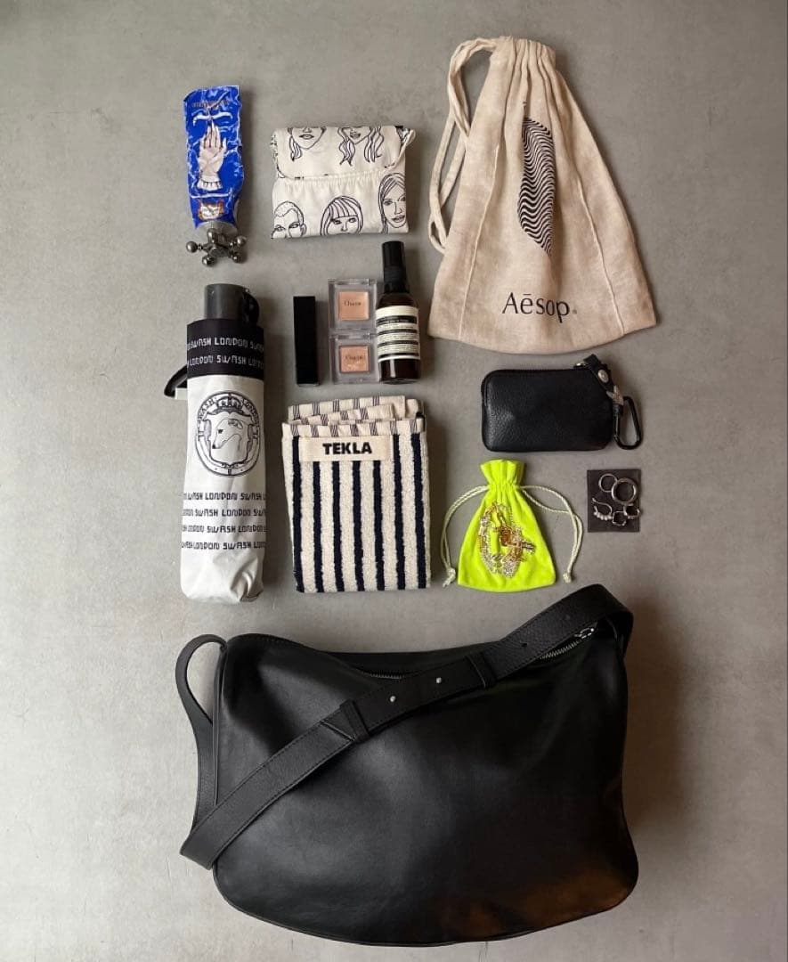 美品 イアパピヨネ スワローマチショルダーバッグ