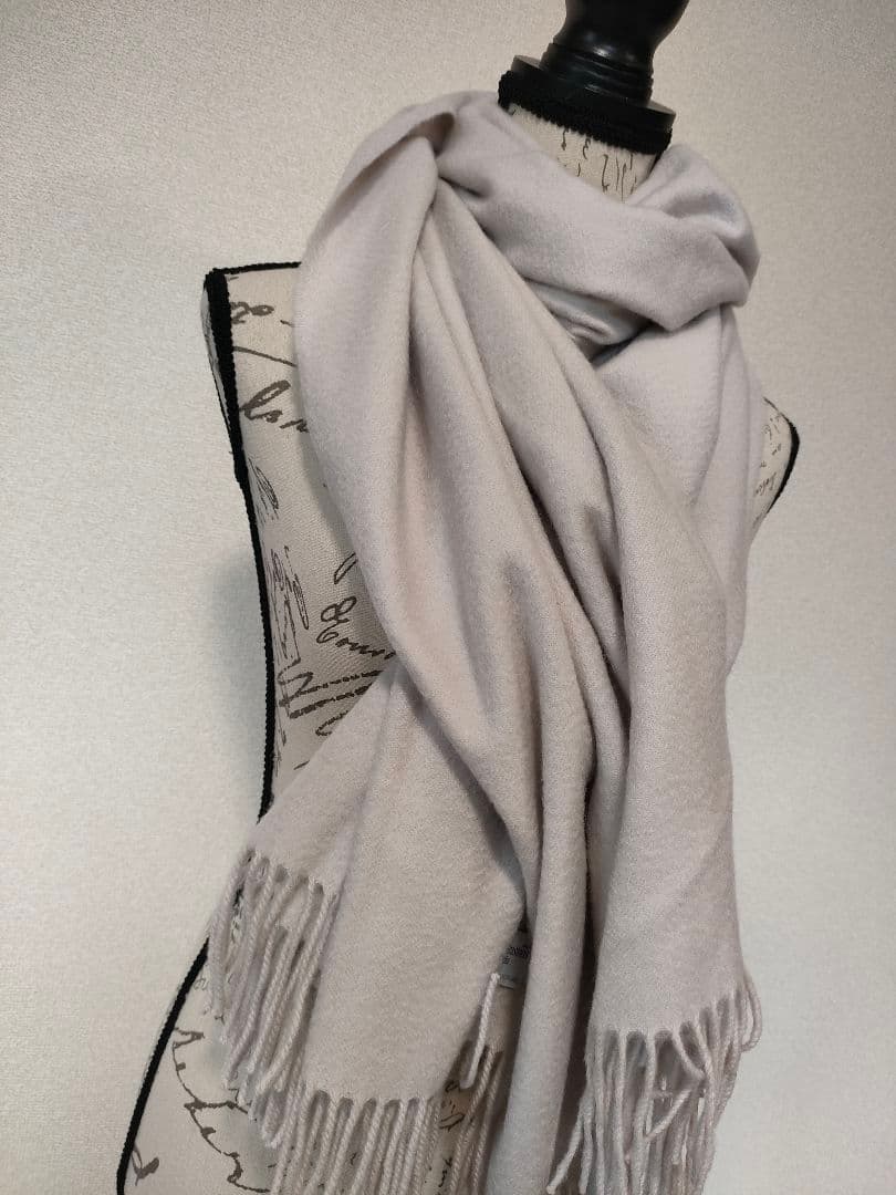 a52 超美品　ジョンストンズ　エルガン　マフラー　カシミヤ100 薄グレー