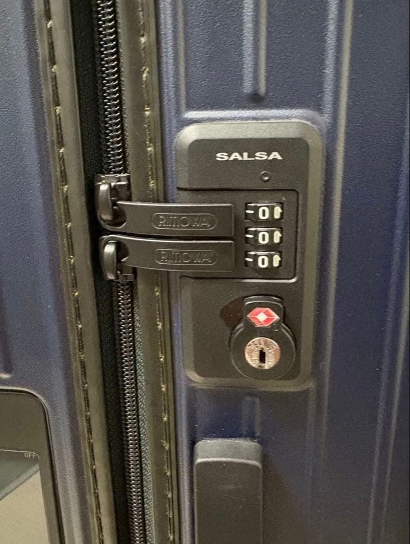 リモワ、サルサ大型キャリーケース 4輪電子タグ付