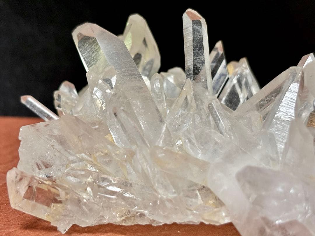 水晶クラスター(アメリカ・アーカンソー州産)