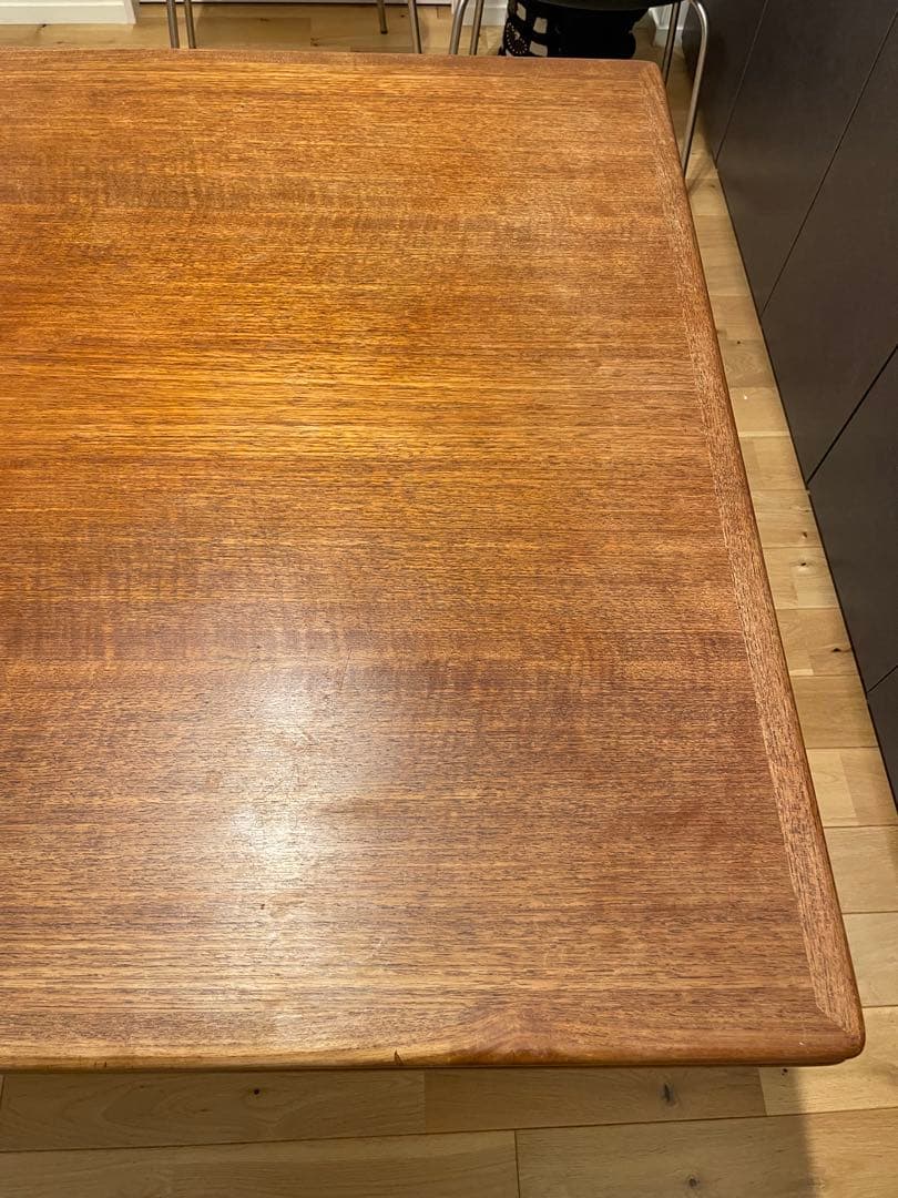 （セール中）ウェグナー AT312 ヴィンテージ ダイニングテーブル