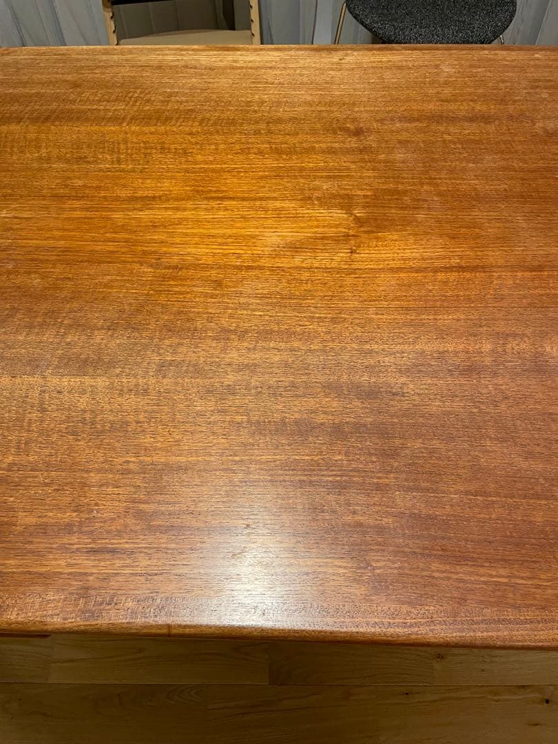 （セール中）ウェグナー AT312 ヴィンテージ ダイニングテーブル