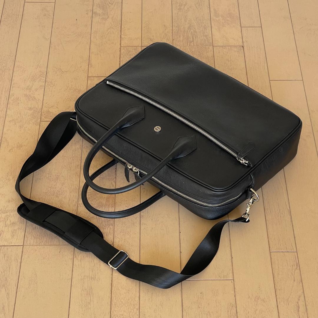 【美品・定価85,800円】hinn エンボスレザー ビジネスバッグ(オマケ付)