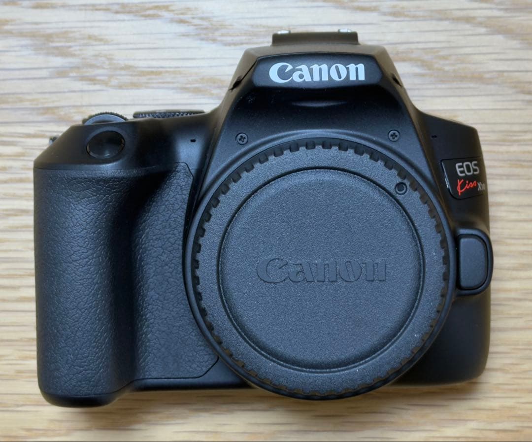 EOS Kiss X10 ダブルズームキット