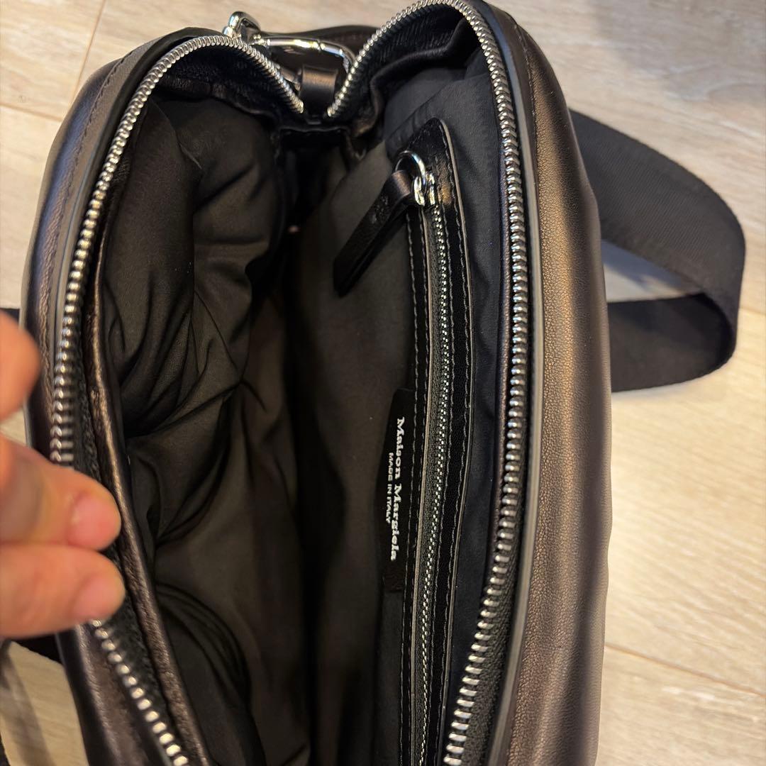 こ*ぎ様 Maison Margiela ブラック ショルダーバッグ ラムスラム