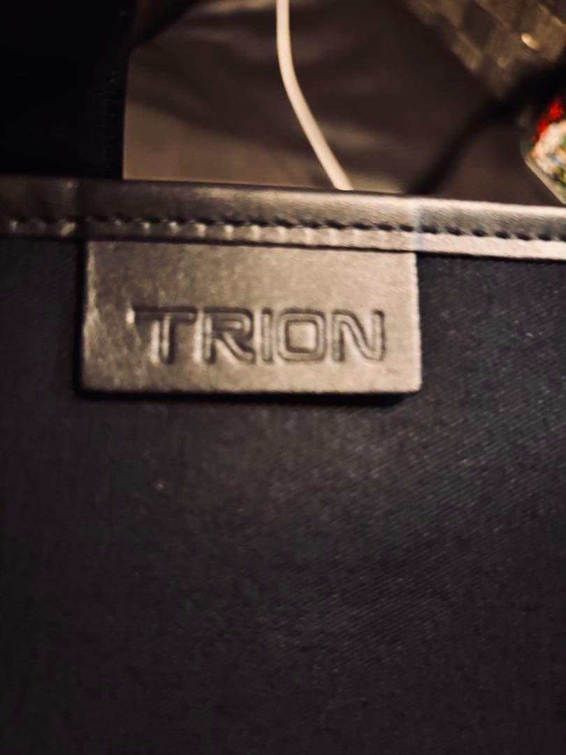 未使用 TRION トライオン　2wayレザー ビジネスバッグ