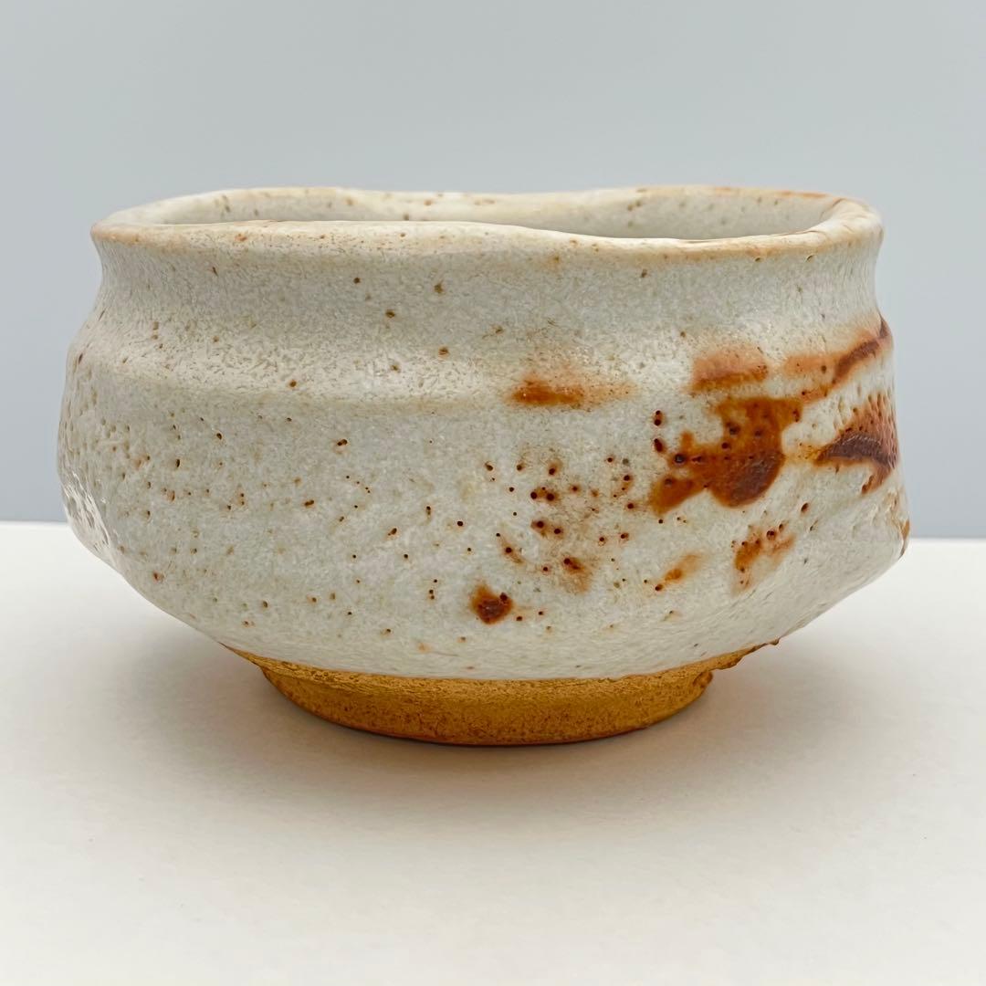 岡安 宮山人 備前 絵志野茶碗 茶道具 半筒型 共箱 共布 作家物 陶印有