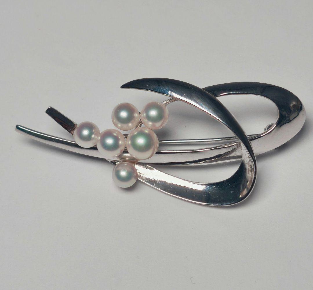 【美品 高級◎】タサキ ブローチ パール 6珠 フォーマル T刻印 冠婚葬祭