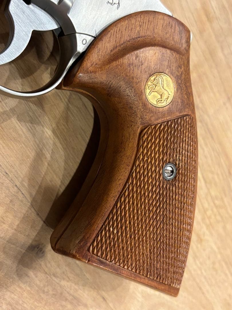 イ*ン様 コクサイ　パイソン　ガスリボルバー 木製グリップ