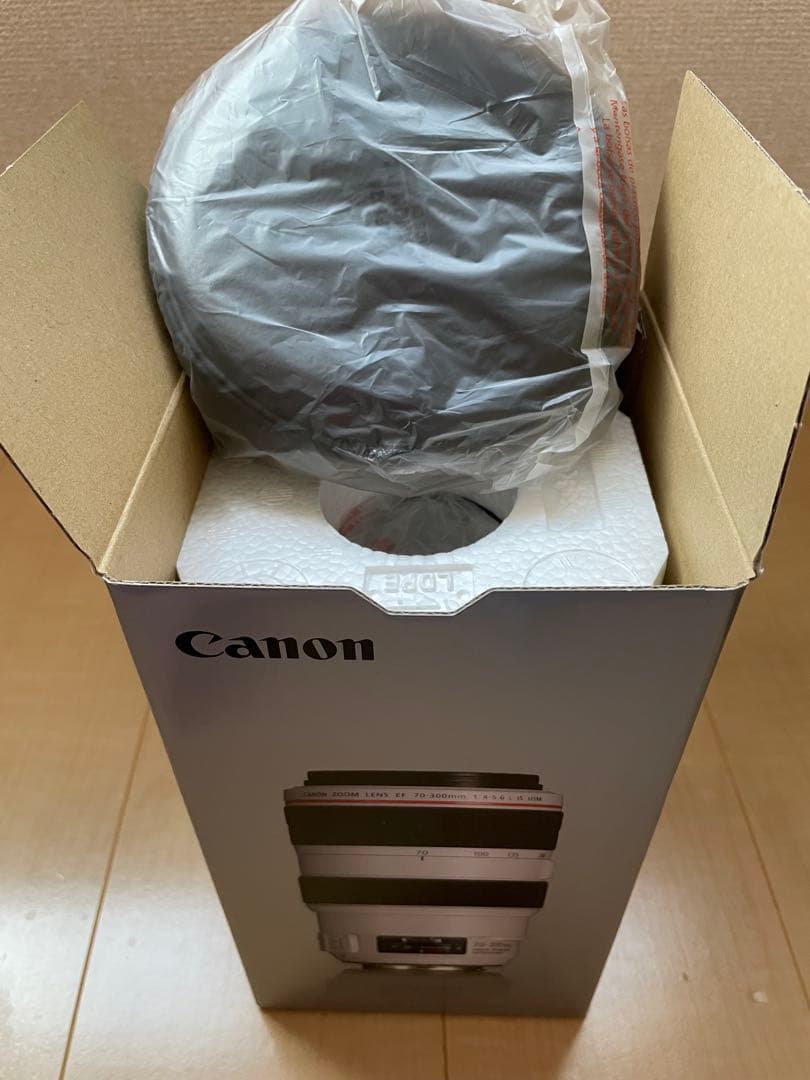 Canon EF 70-300mm f/4.5-5.6L ズームレンズ
