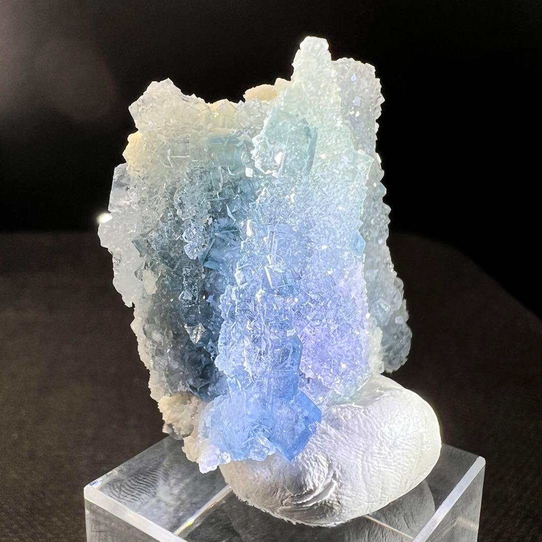 ヤオガンシャン産　「雪の城」「天使像」フローライト　シュガーフローライト