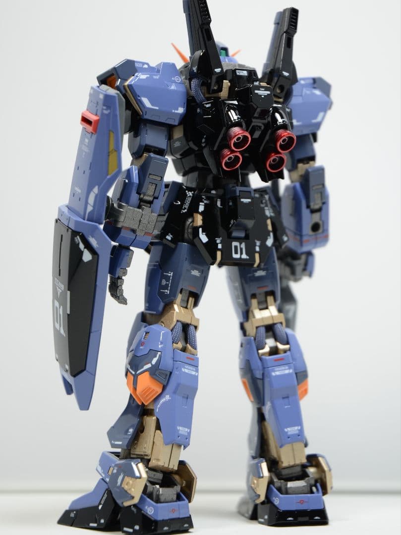 RG ガンダムマークII 塗装 完成品 バンダイ ガンプラ 1/144
