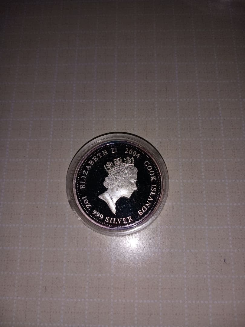 HELLO KITTY 30years 　1オンス銀貨