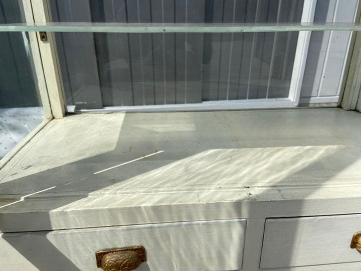 医療用棚　アンティーク　白　ドクターキャビネット　ケビント