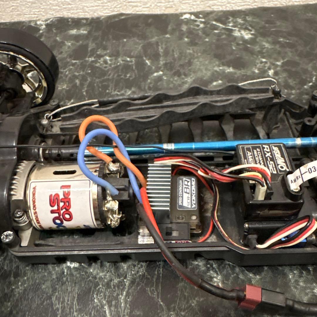 ヨコモ1/10ドリフトラジコン