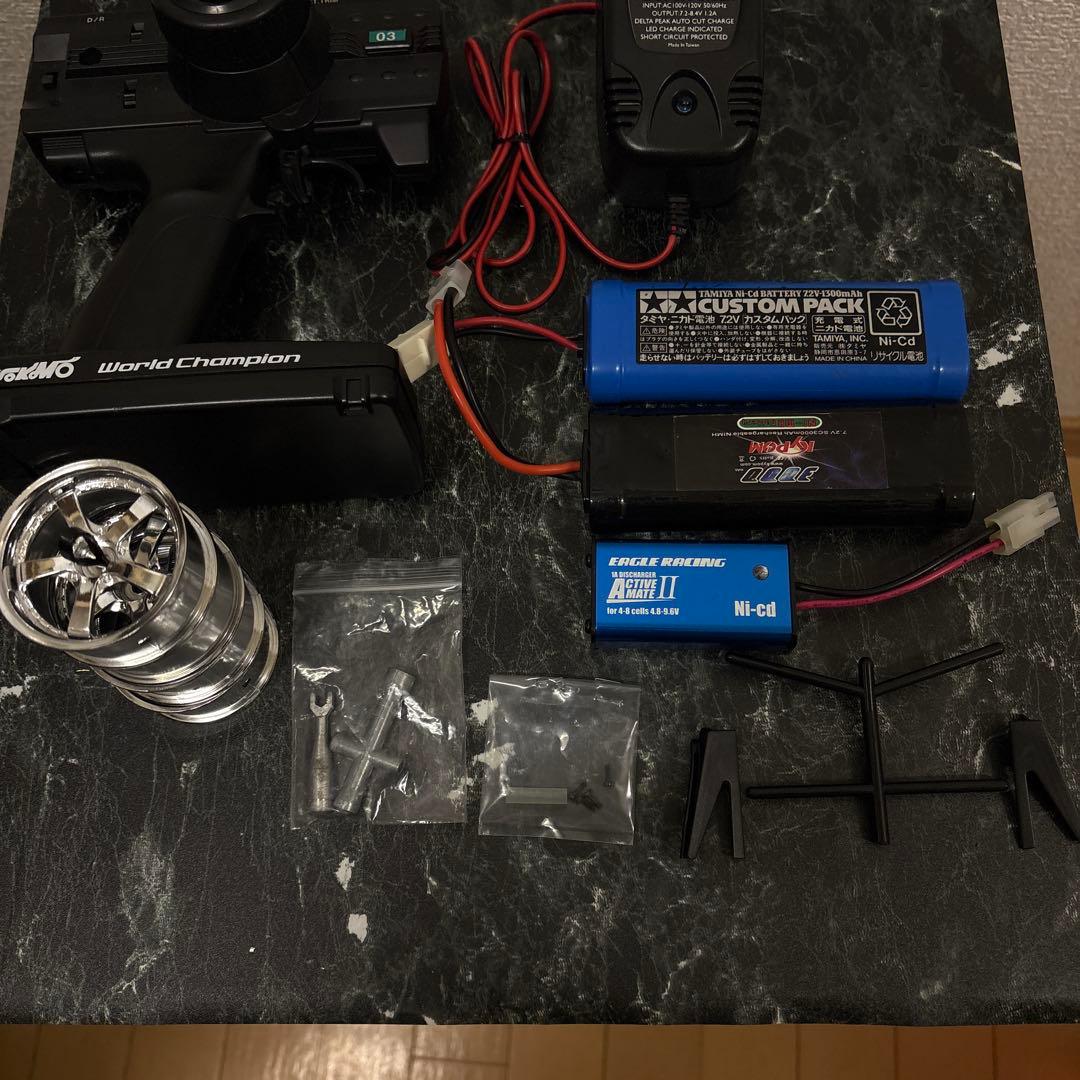 ヨコモ1/10ドリフトラジコン