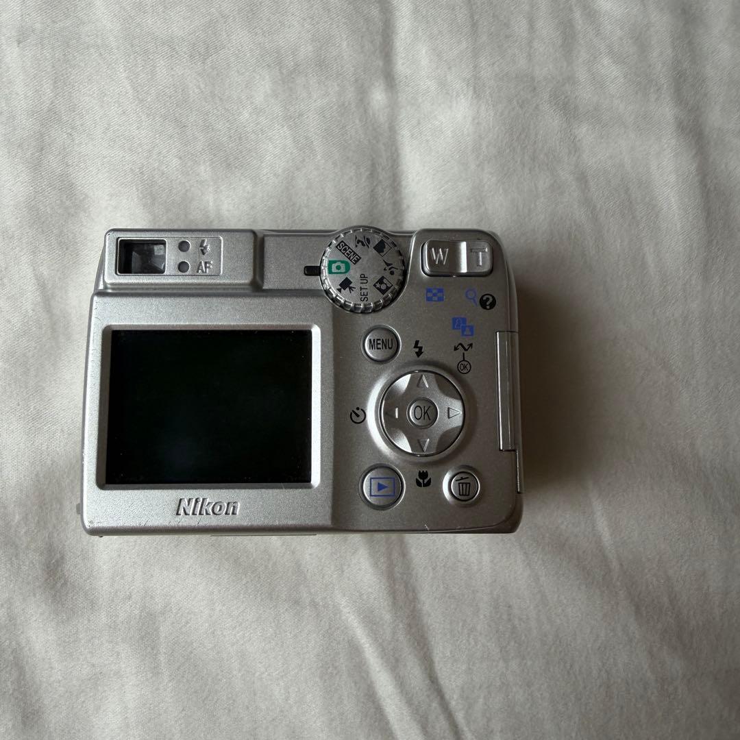 【動作確認済】Nikon COOLPIX S560 デジタルカメラ デジカメ