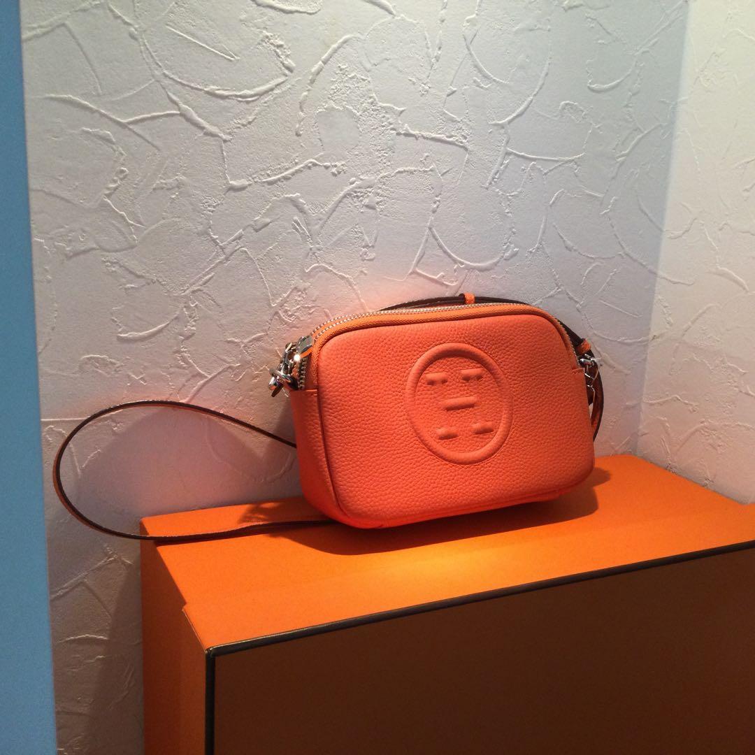 BA　本革製☆Hロゴオレンジ ショルダーバッグ