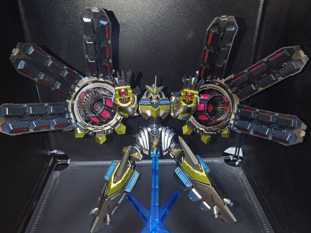 PLAMAX 天霆號アーゼウス／遊戯王カードゲーム　塗装済み完成品