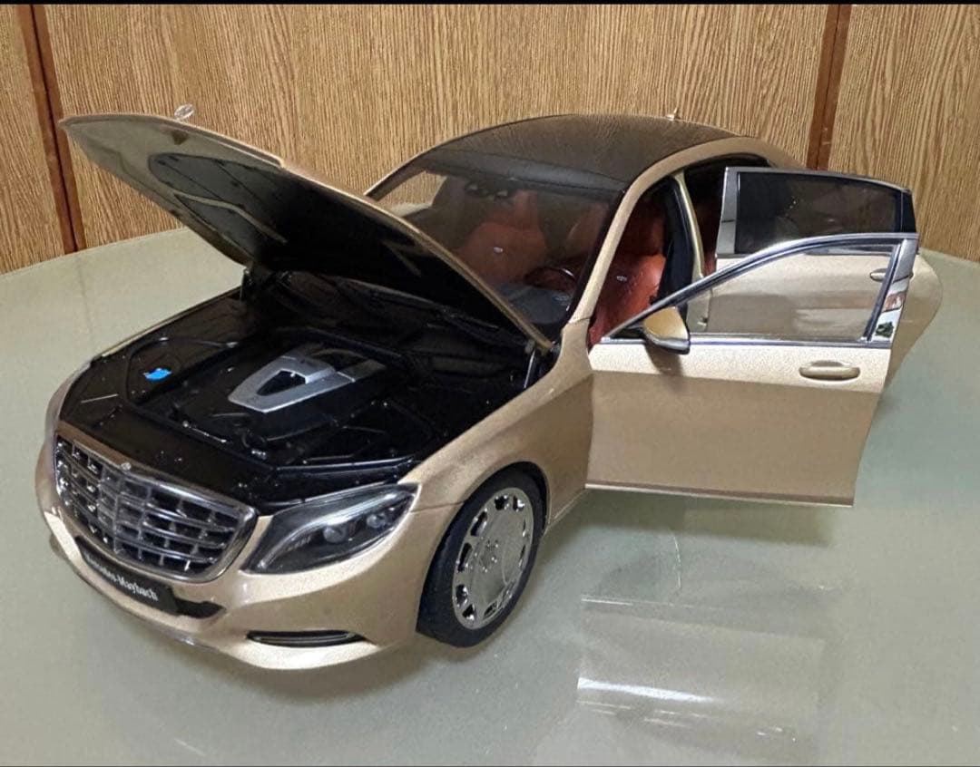 オートアート メルセデスベンツ　マイバッハ　絶版品　ミニカー