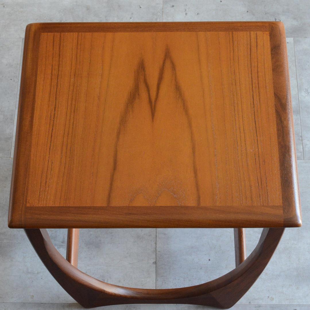 G-PLAN ヴィンテージ タイルトップ ネストテーブル チーク サイドテーブル