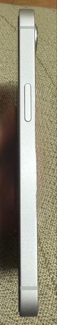 iPhone 16e ホワイト 本体 128GB SIMフリー　アップル公式購入