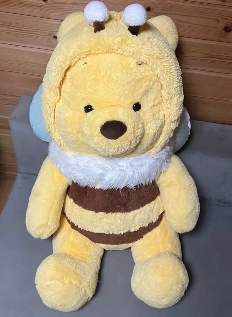 最終値下げ【完売品】ハチプー SUPER BIG ディズニーストア　ぬいぐるみ