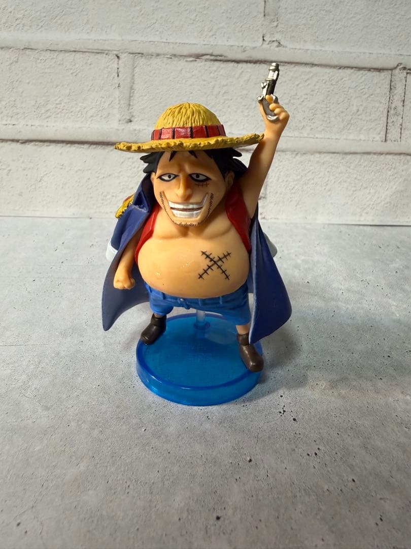 ワンピース　ワーコレ　偽麦わらの一味