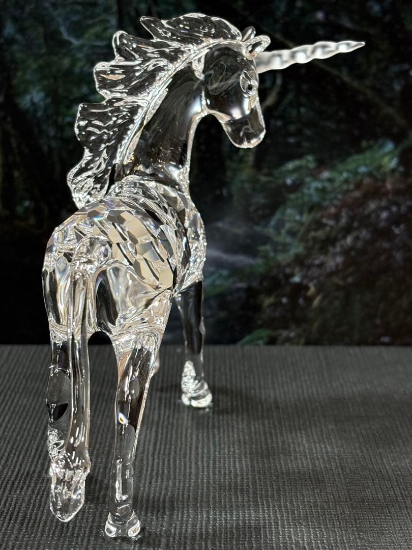 スワロフスキー【僕　凛々しいでしょ？】ユニコーン