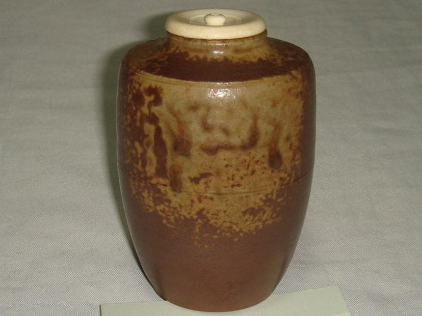 茶道具　備前焼　陶峰作　備前胡麻焼肩衝茶入　海松浪裂仕覆付　美品！！