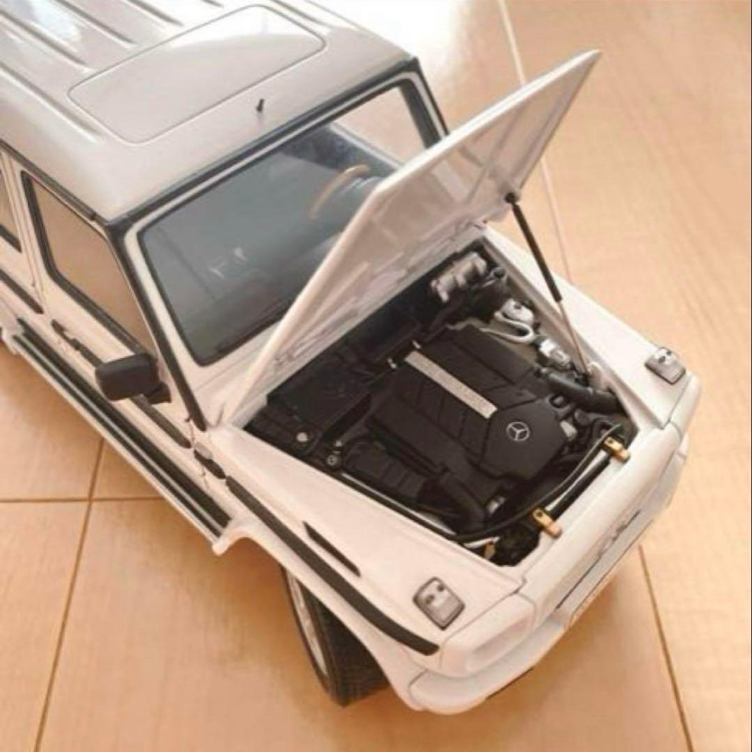 自動車 AUTOart Mercedes-Benz G-WagonV8 1:18