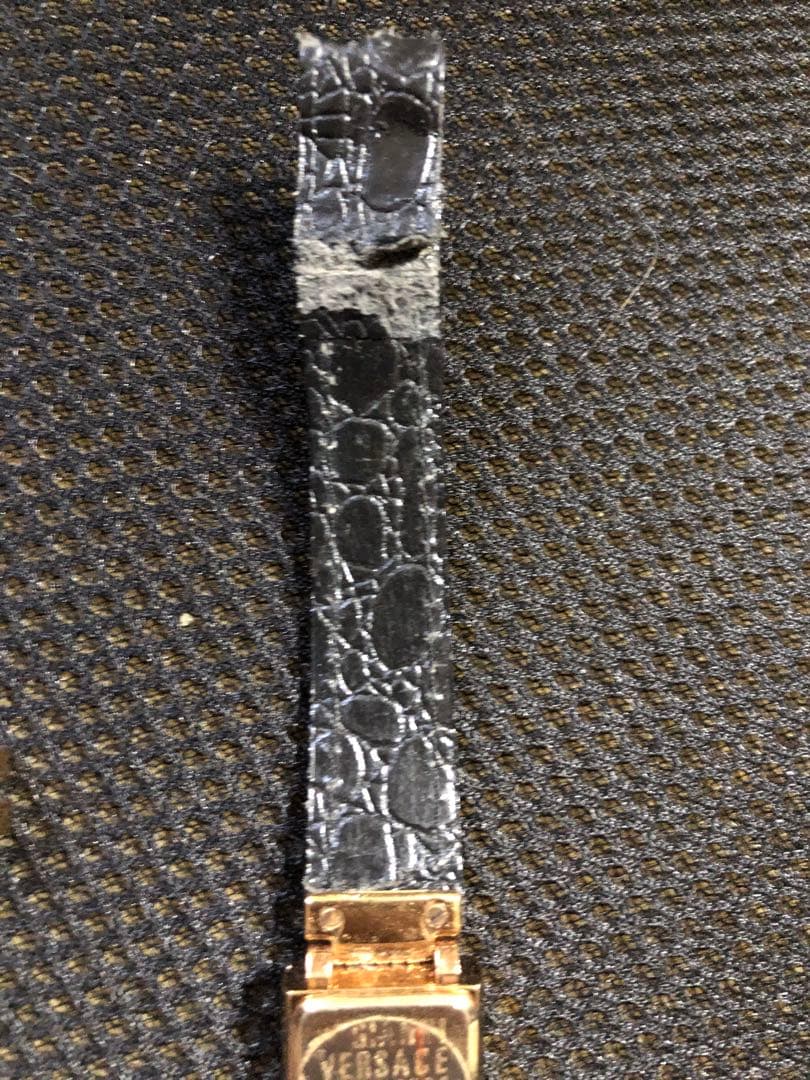 ジャンニヴェルサーチレディース腕時計　訳あり