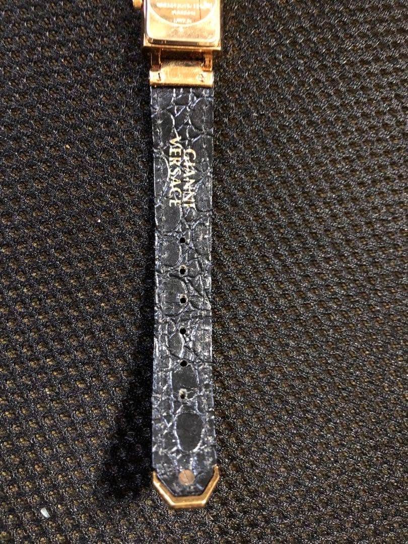 ジャンニヴェルサーチレディース腕時計　訳あり