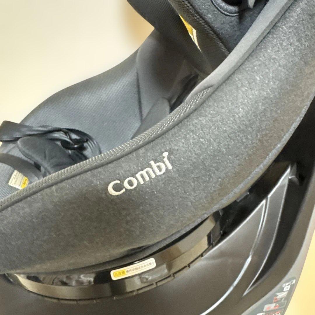 Combi コンビ クルムーヴコンパクトR129 エッグショックJS ブラック