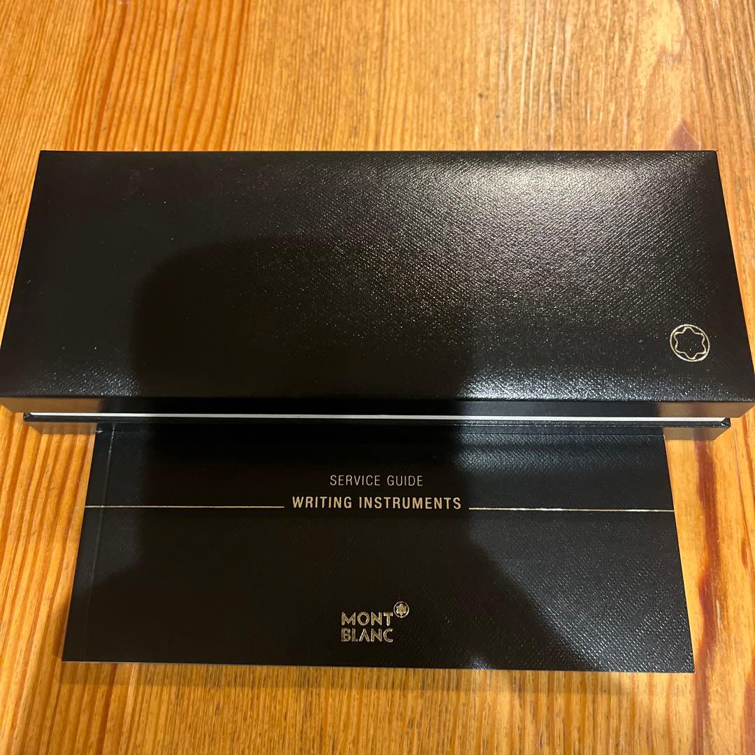 未使用　MONT BLANC ブラック 万年筆 Mサイズ