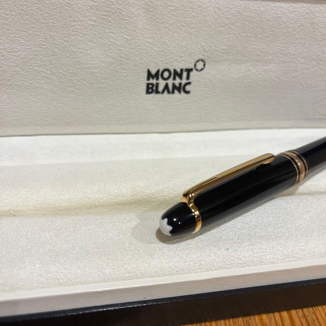 未使用　MONT BLANC ブラック 万年筆 Mサイズ