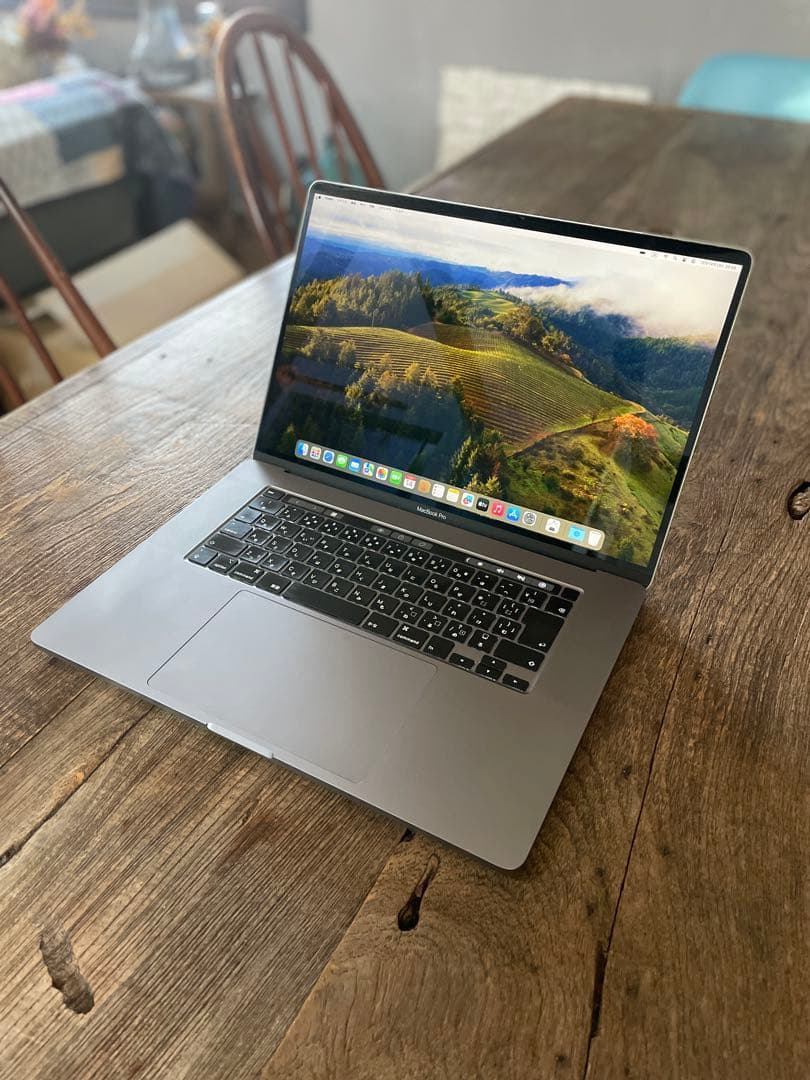 MacBook Pro 2019 16インチ i9 32GB 2TB