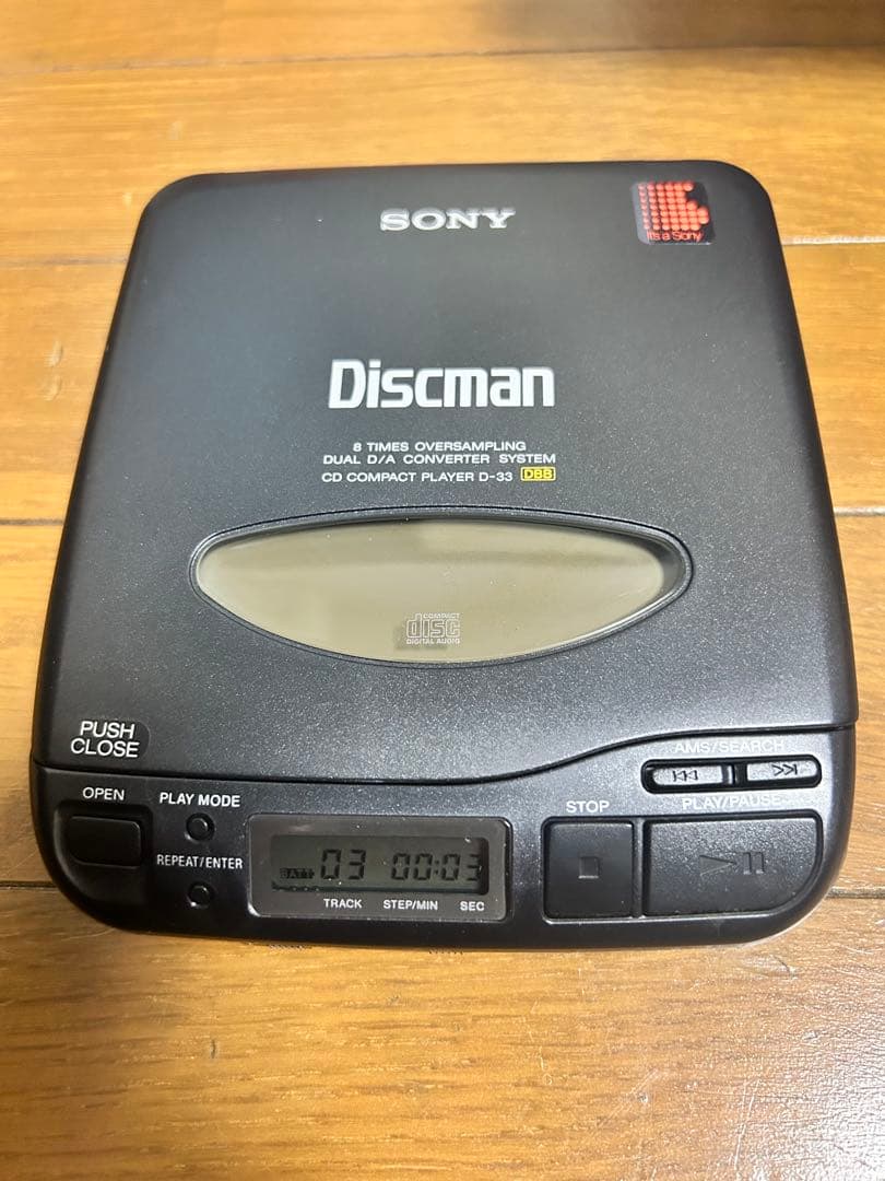 SONY Discman D-33 ポータブルCDプレーヤー　未使用に近い