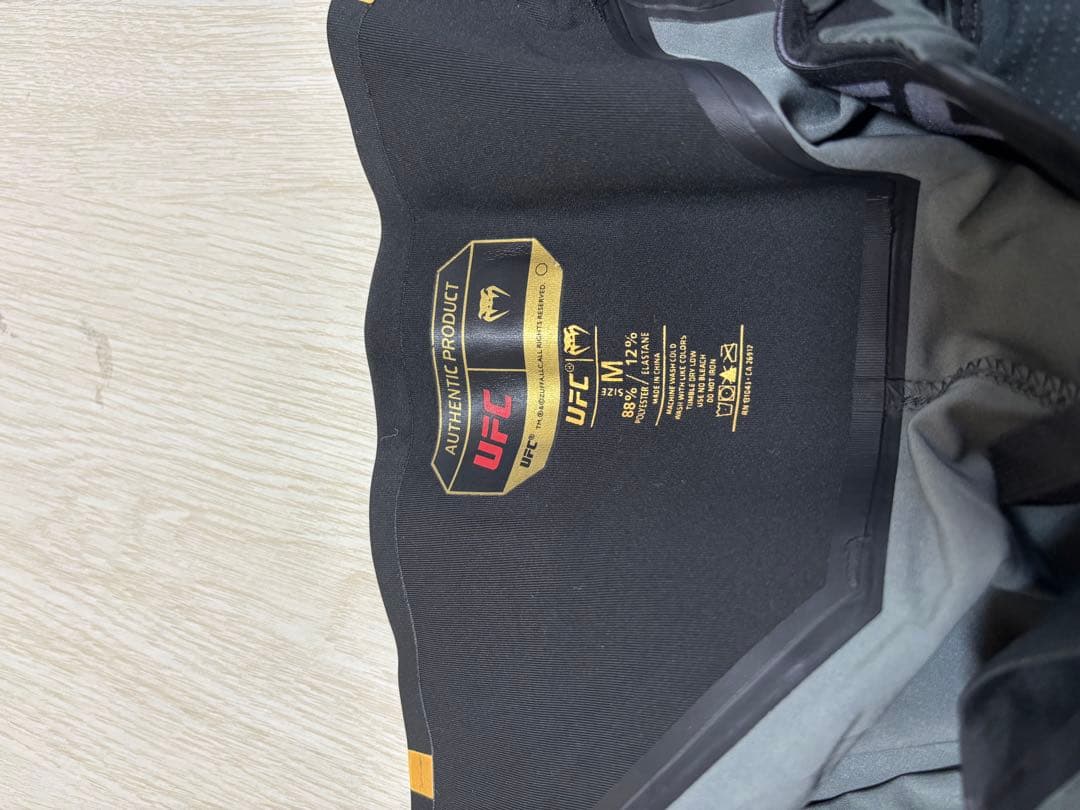 UFC VENUM本格的なファイトナイトメンズショート-ショートフィット