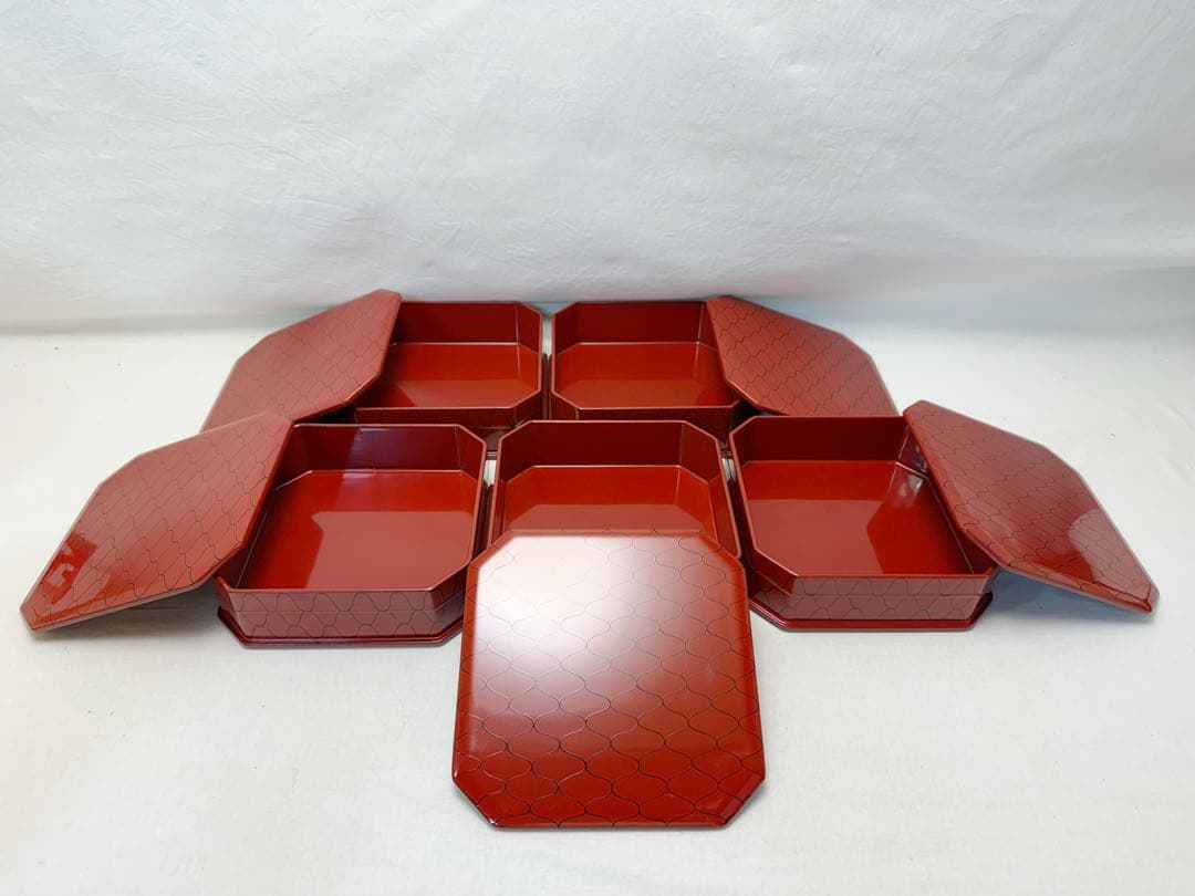 懐石道具 塗師 宗春作 木製 朱塗網目蒔絵 5段縁高重 銘々蓋付き 共箱