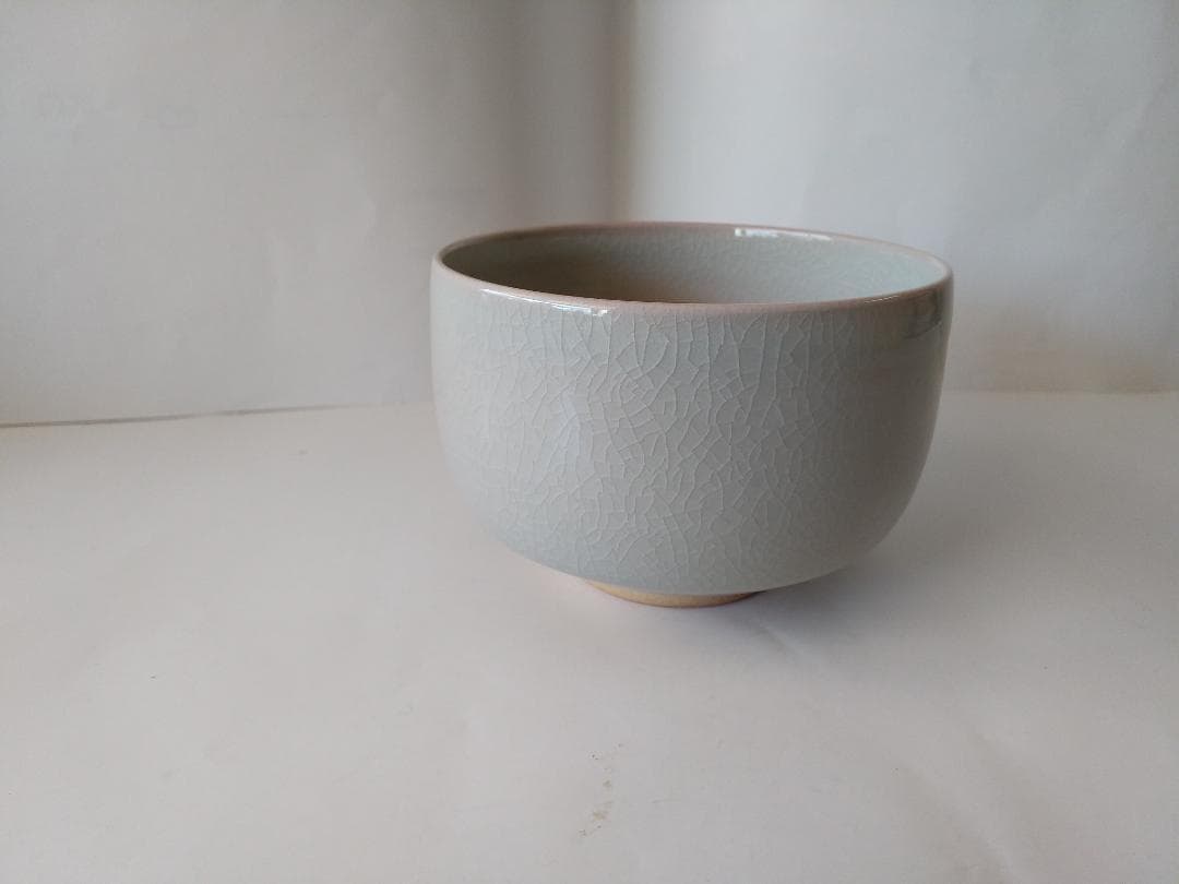 鑑月焼 藤本享秀 作 茶碗 茶道具 抹茶碗 美品 です。