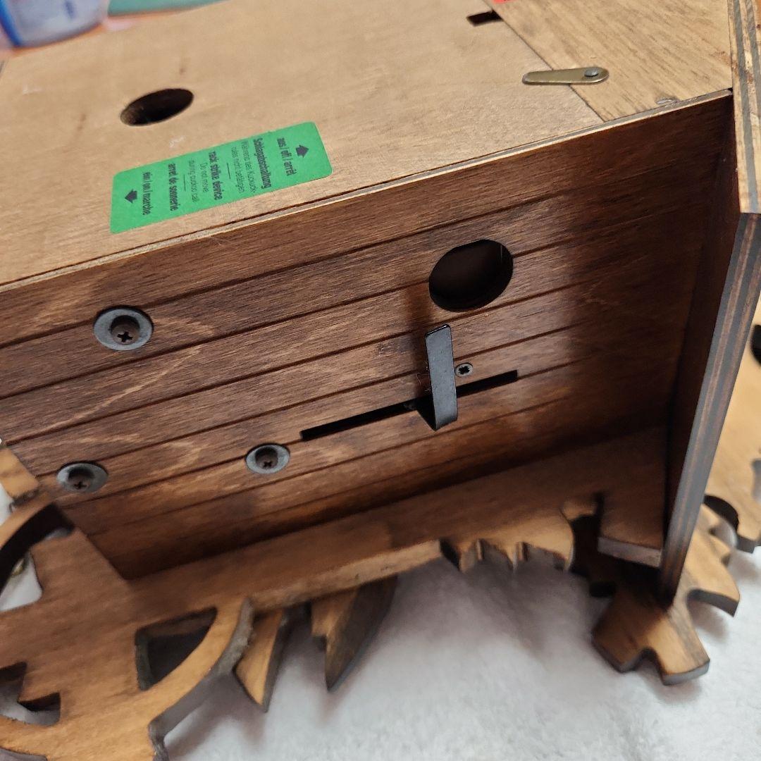 【ドイツ製】木製柱時計 錘式鳩時計　ドイツ森の時計　からくり鳩時計　説明書付