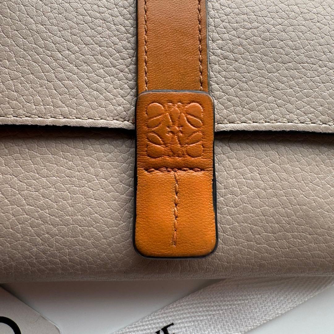 【限定価格】 LOEWE ロエベ 3つ折り財布