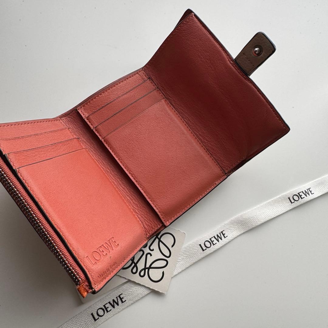 【限定価格】 LOEWE ロエベ 3つ折り財布
