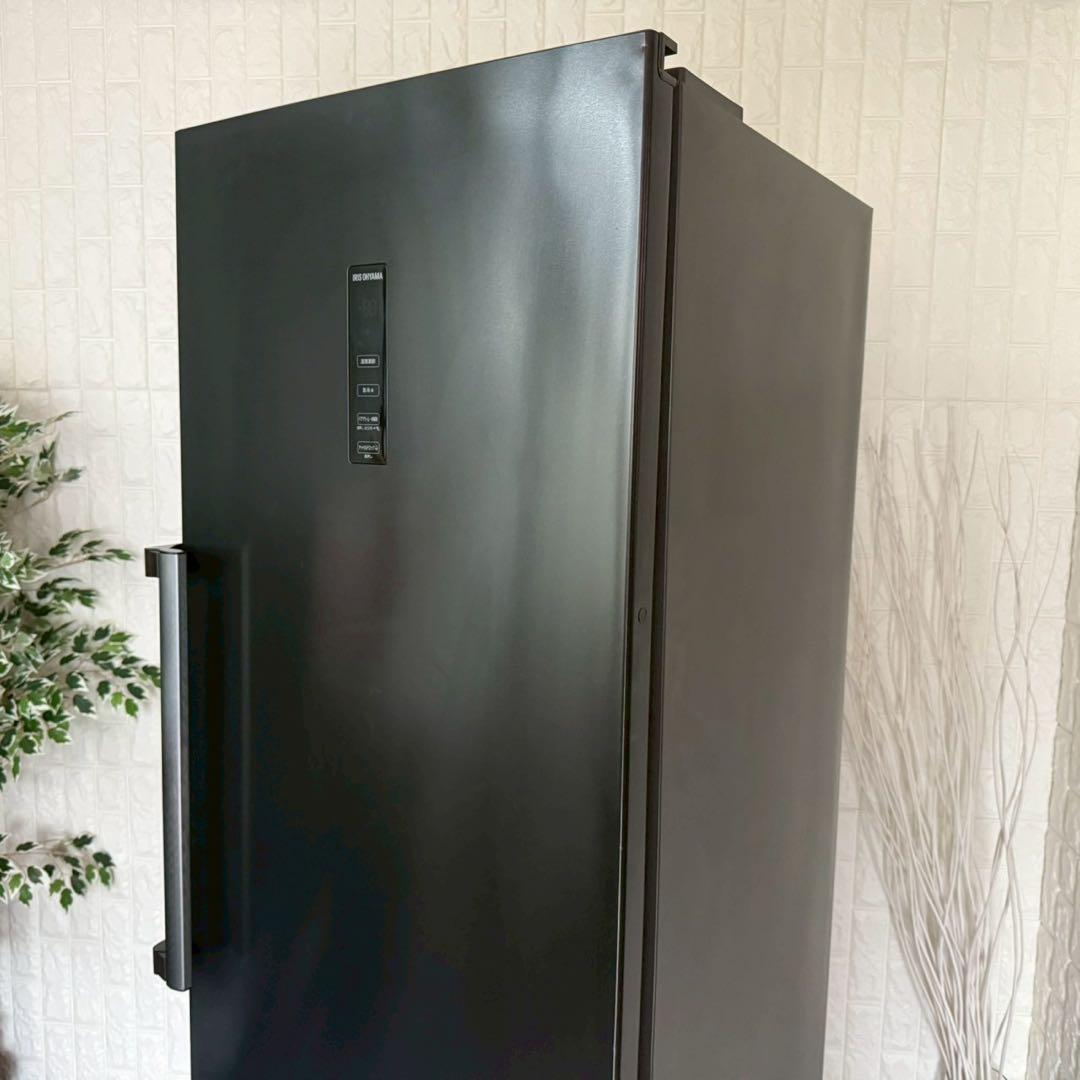 都内23区送料無料❗️アイリスオーヤマIUSN-27A-B 冷凍庫　2023年製✨