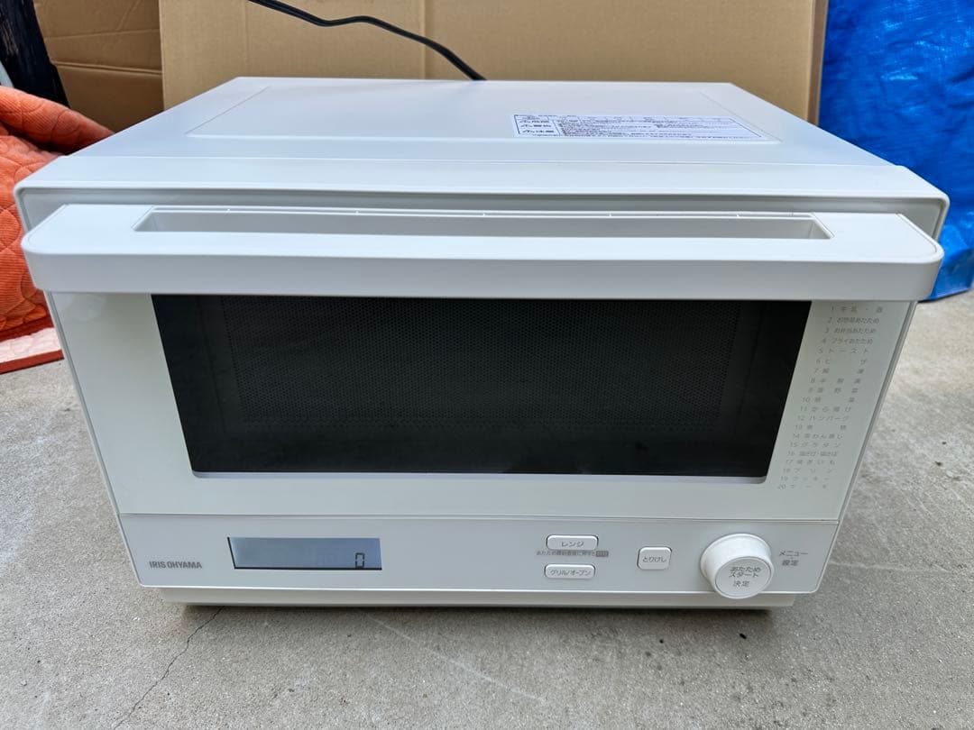 アイリスオーヤマ　スチームオーブンレンジ　MO-F1808-CW
