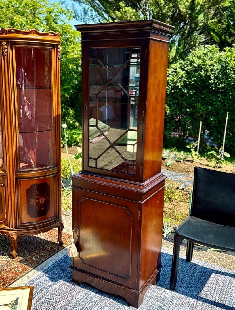 スリム設計 英国製 マホガニー材 キャビネット 幅57㎝ 美品